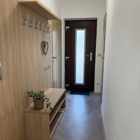 Prostorný Blízko Centra Apartmán